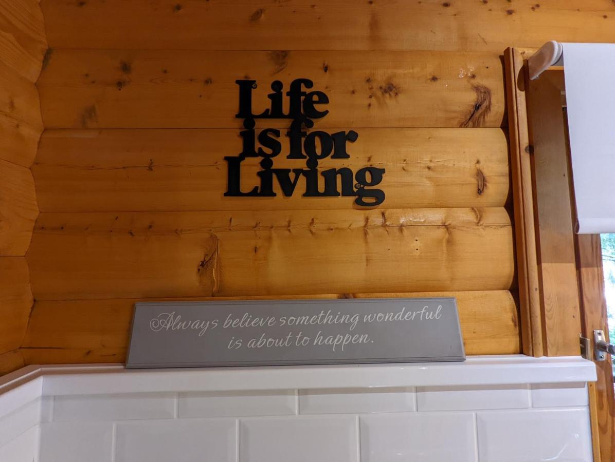 Pineshadow Lodge-Dog Friendly Kenwick Park Louth Лаут Екстериор снимка