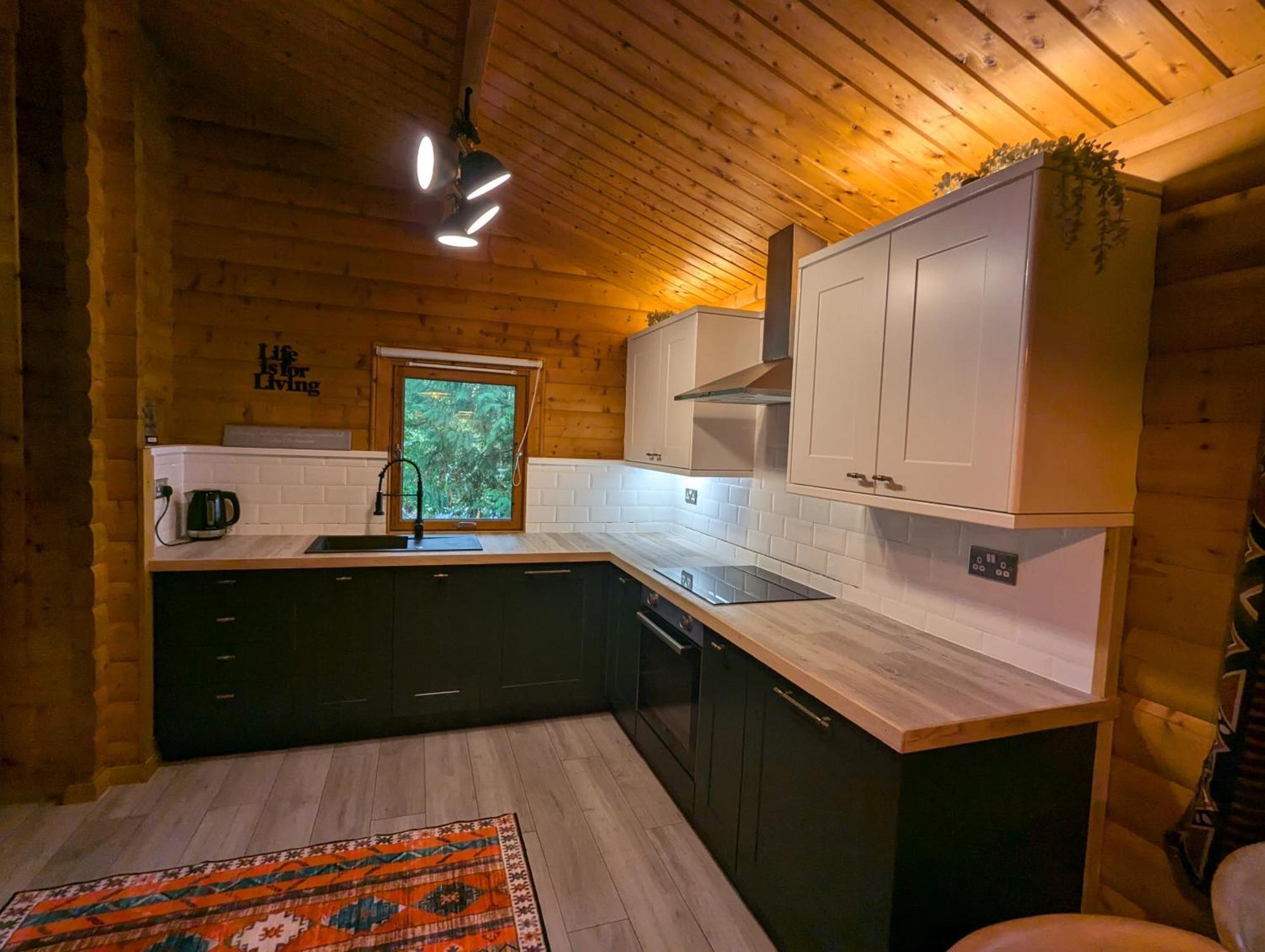 Pineshadow Lodge-Dog Friendly Kenwick Park Louth Лаут Екстериор снимка